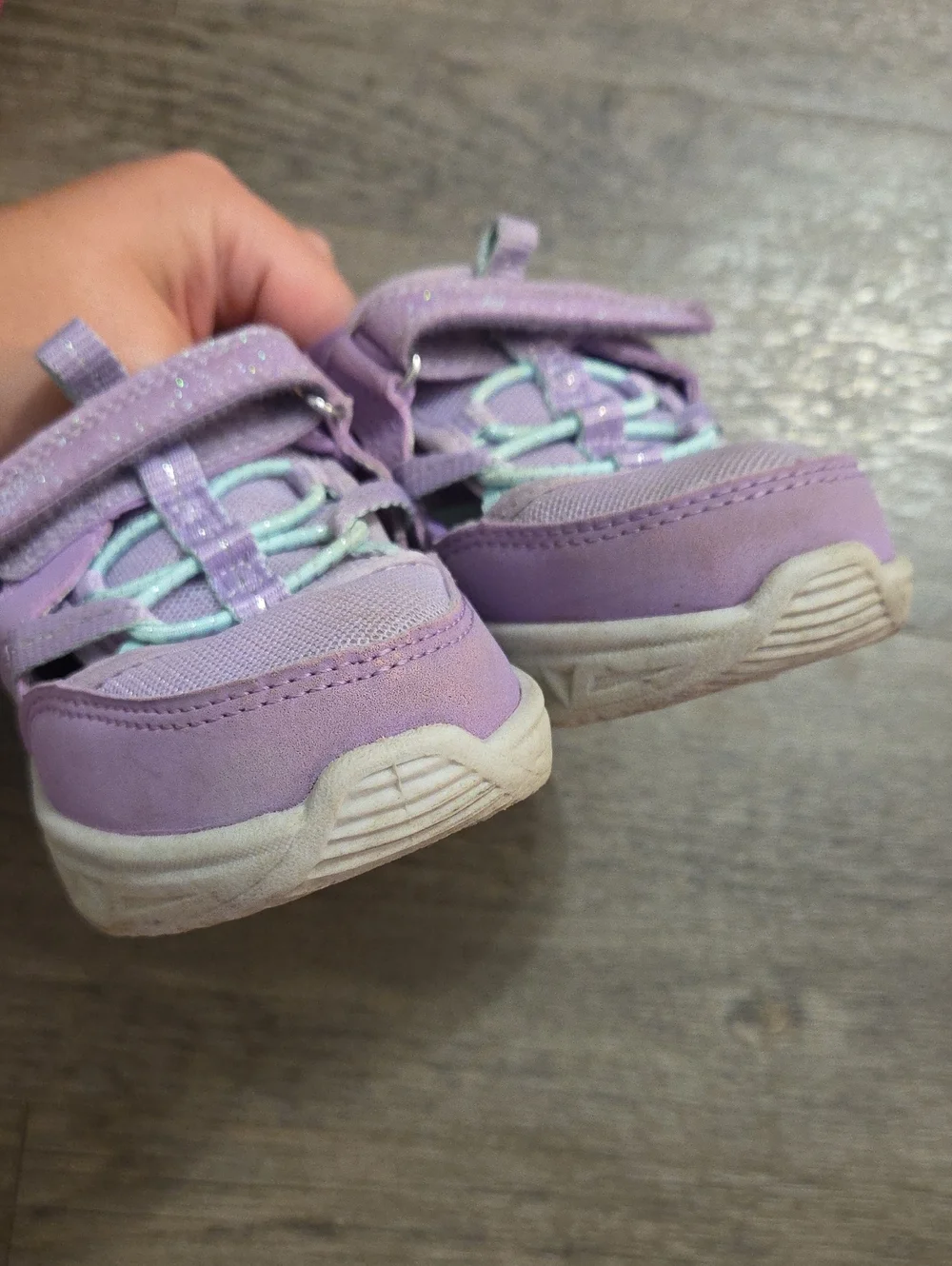 OshKosh B'gosh • Purple Water Sneakers